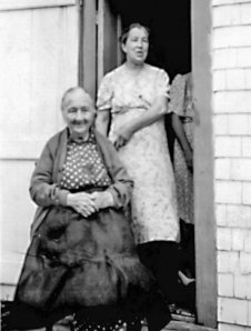 Eliza (Goyetche) Poirier of Poirierville, NS with daughter Sarah Jane (1948)