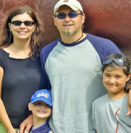 Dave & Linda Goyetche of Dartmouth, NS with daughter Justina and son Owen (2005)